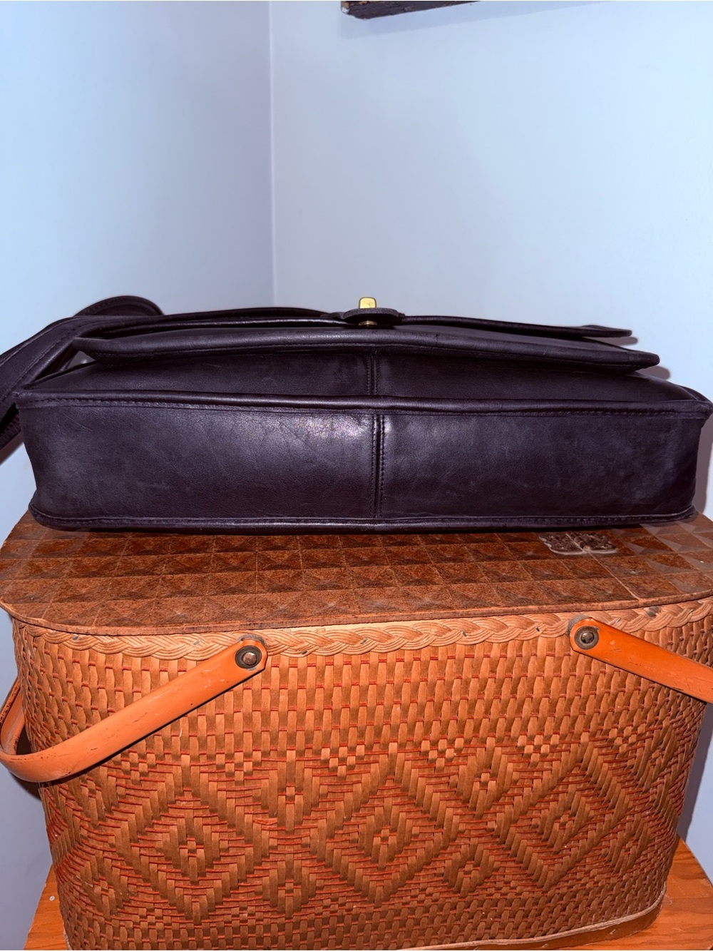 Vintage Coach Metropolitan Brief - Picture 9 of 16